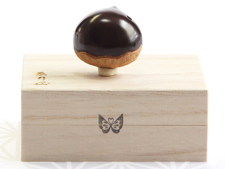 黄楊根付 栗（中）【岡壱名入り】｜京都の着物和装小物 ゑり正