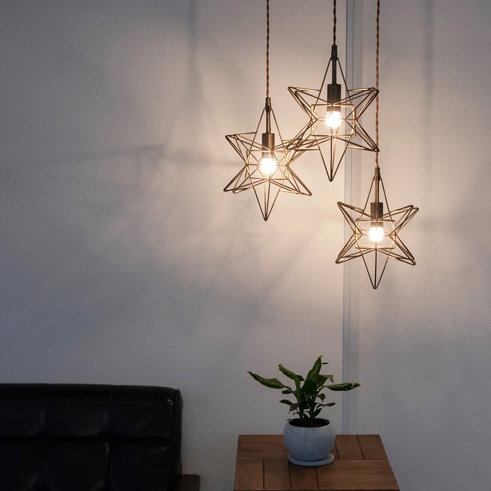 未使用に近い】3灯 ペンダントライト Estre3 星型 IND-020-3