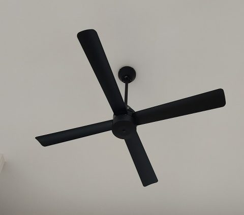 スタイリッシュでおしゃれ！ブラックのシーリングファンをご紹介