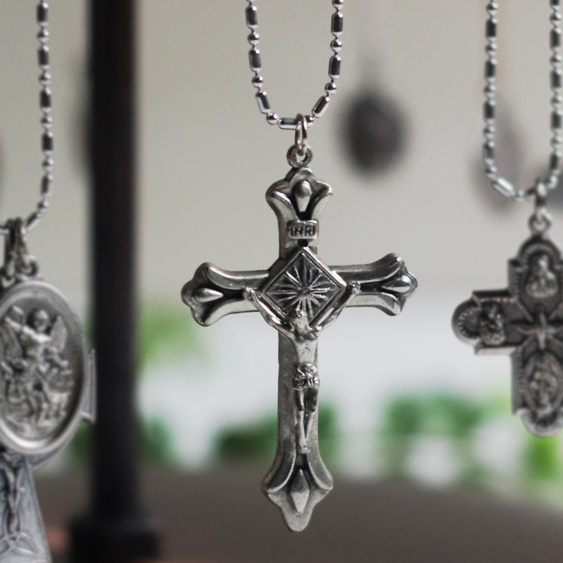 アンティークジュエリー｜イタリアヴィンテージカトリック磔刑のイエス