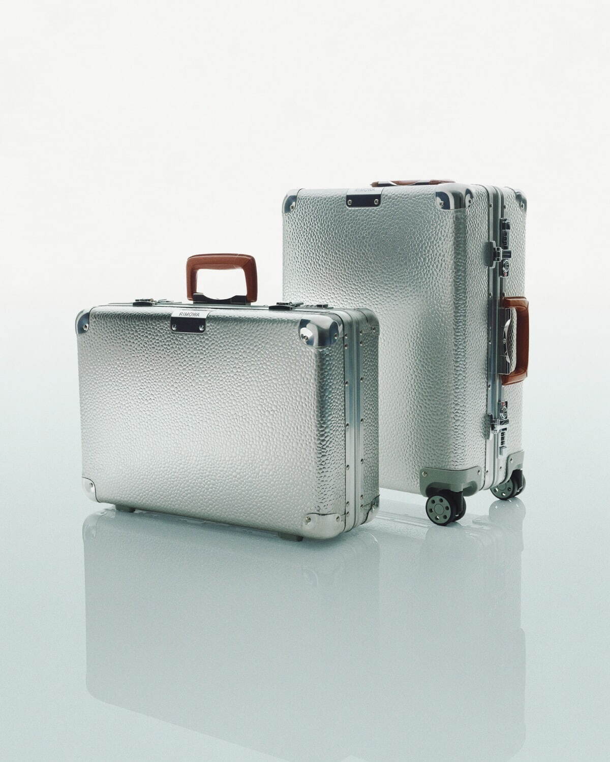 サ*リ様 ジュラルミン製スーツケース アルミ合金 レア ビンテージ