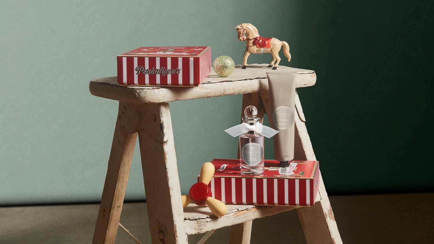 ペンハリガン「おもちゃの家」着想の23年クリスマスコフレ、“完売必至