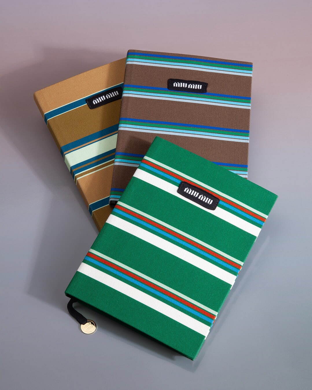 MIU MIU ノベルティ 木製オーガナイザー ミュウミュウ“レザー