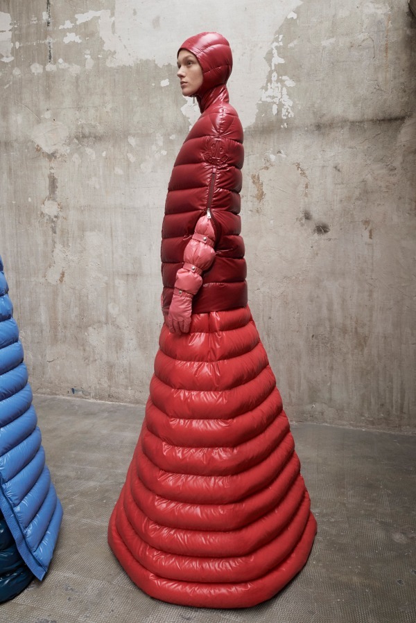 モンクレール ピエールパオロ・ピッチョーリ18年秋冬コレクション