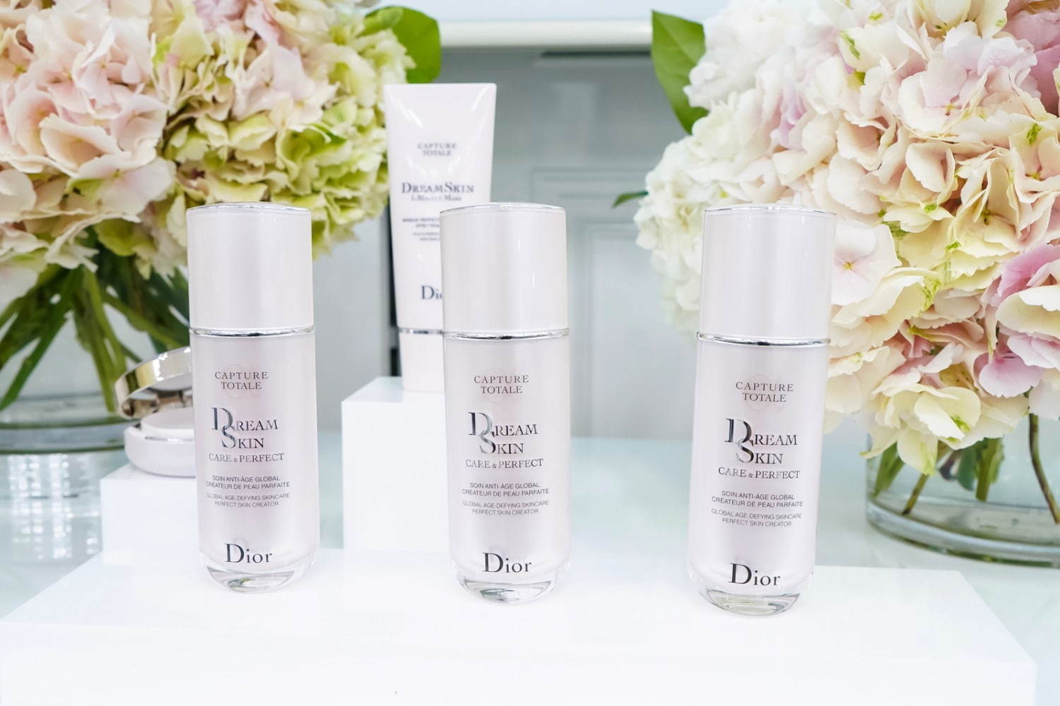 新品 Dior カプチュール トータル ドリームスキン 乳液 30ml 使うほど