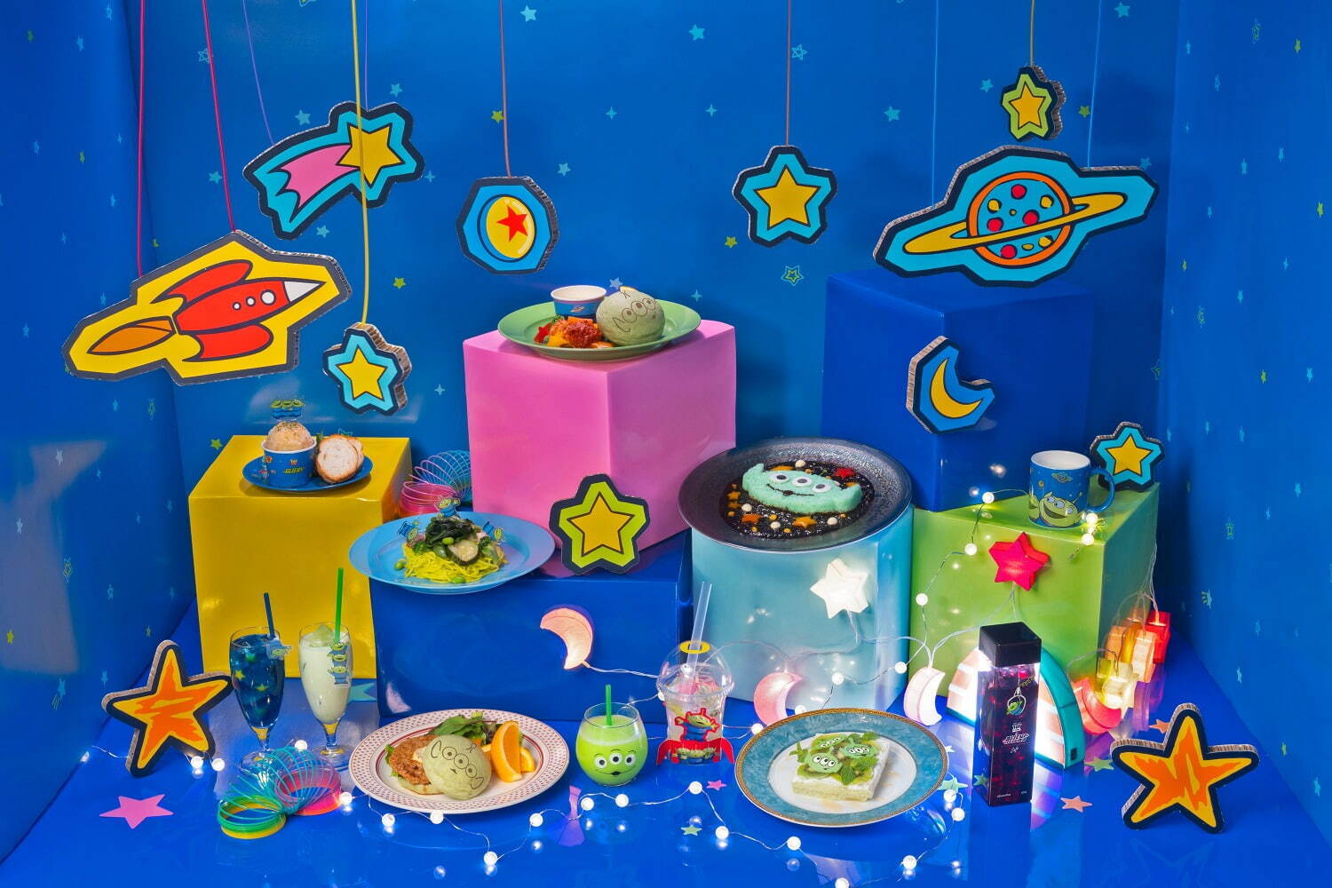 トイ・ストーリー エイリアン」OH MY CAFEが東京・大阪・名古屋で