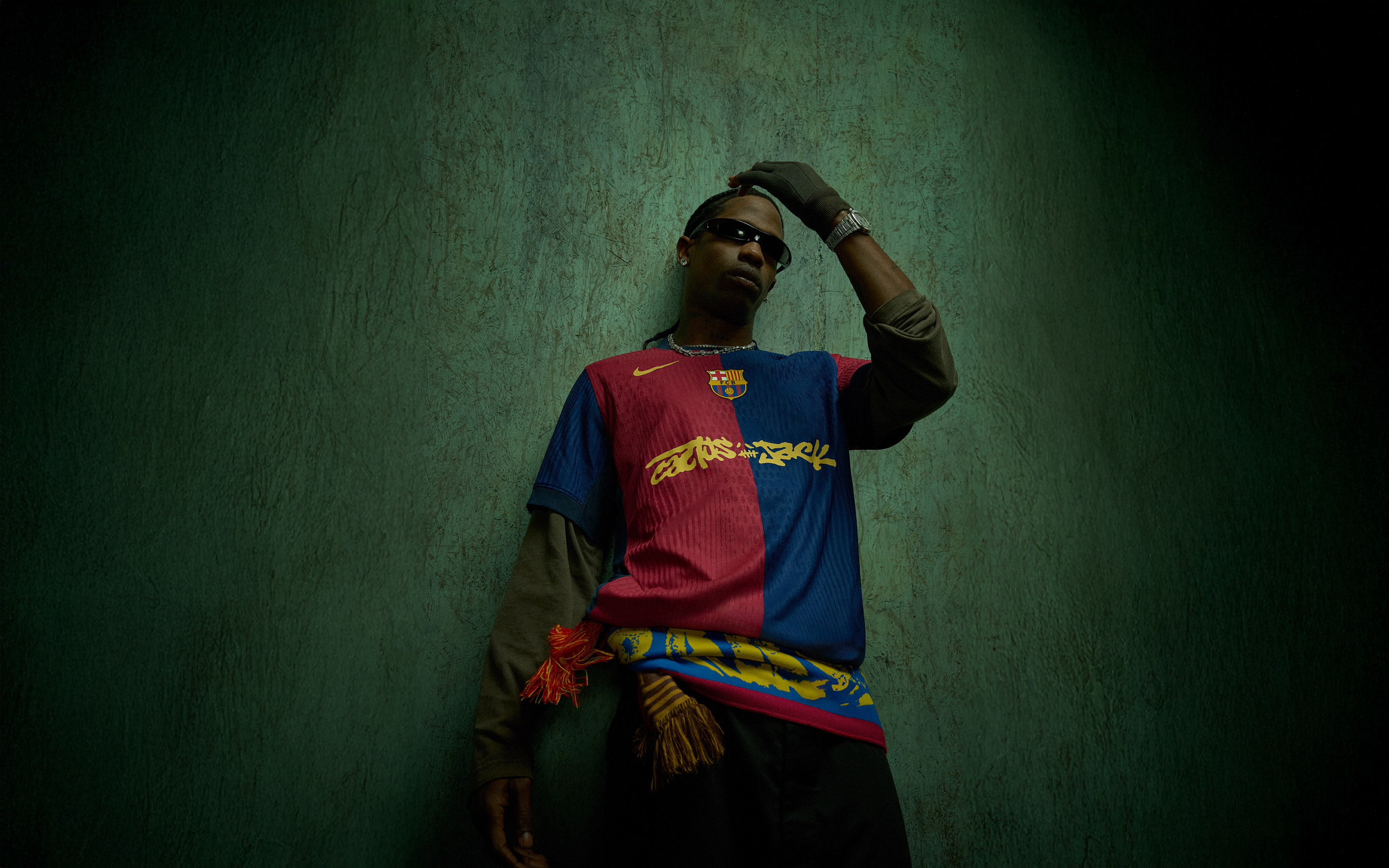 新品未使用 FCバルセロナ NIKE トラヴィススコット サッカーボール