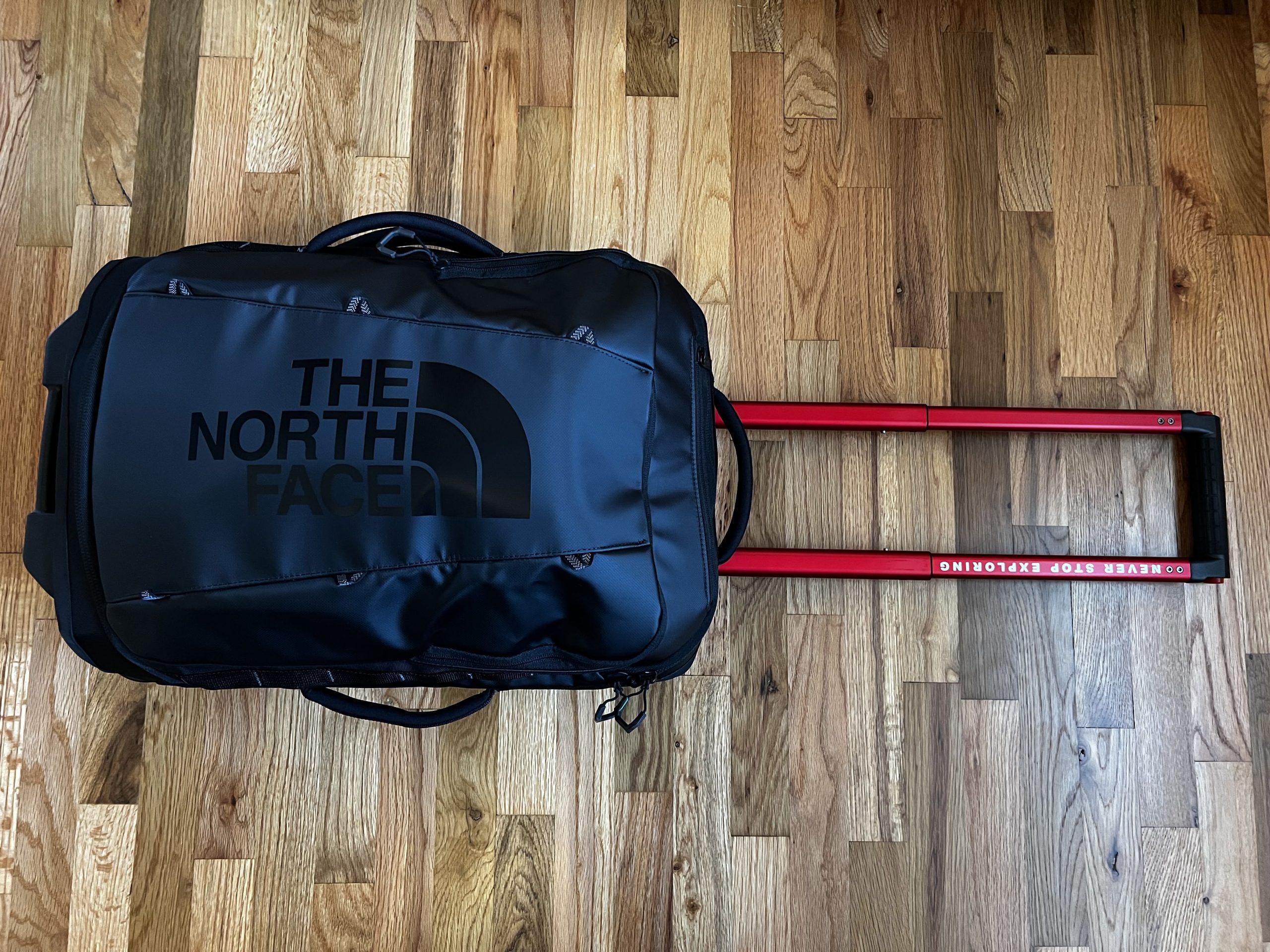 The North Face Base Camp Rolling Thunder 22