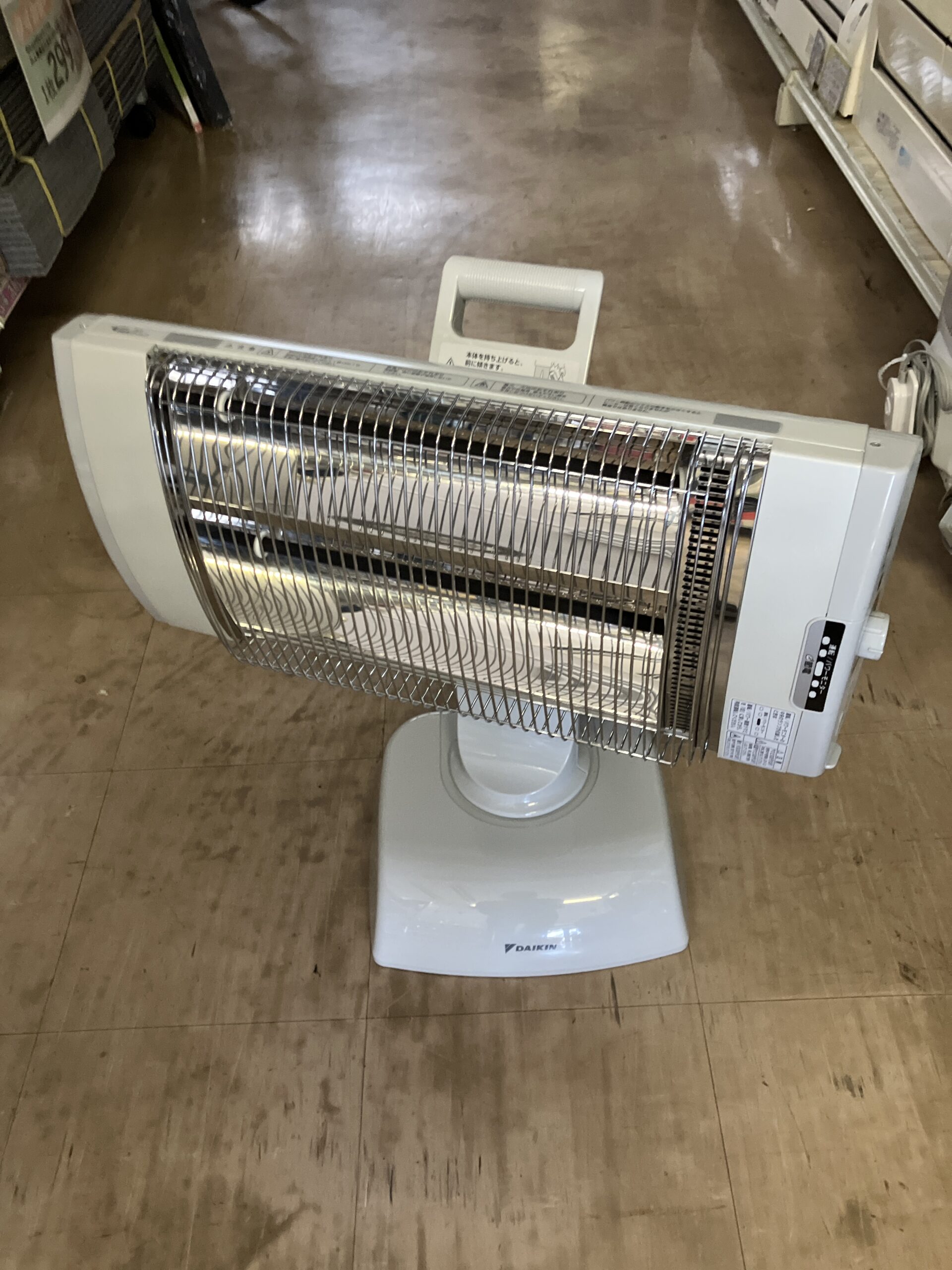 25426 赤外線ヒーター ダイキン ERFT11WS-H 2019年製 セラムヒート