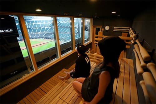 TOWER 11 × NEUTRALWORKS. × TTNE 3社コラボによる“球場でととのう