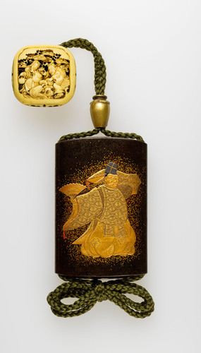 桃太郎の金蒔絵印籠 銘：松花斎（根付 鯉・魚） 桃太郎の金蒔絵印籠 銘