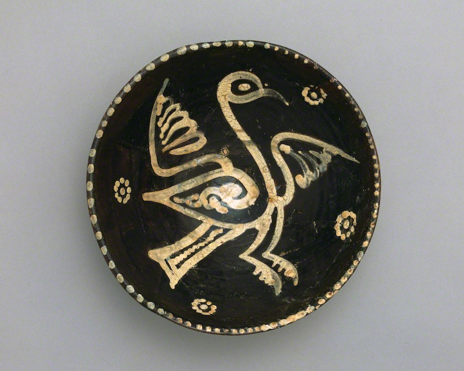黒地白彩鳥文鉢 | ロシア、トランスオクシアナ地方 | 収蔵品詳細
