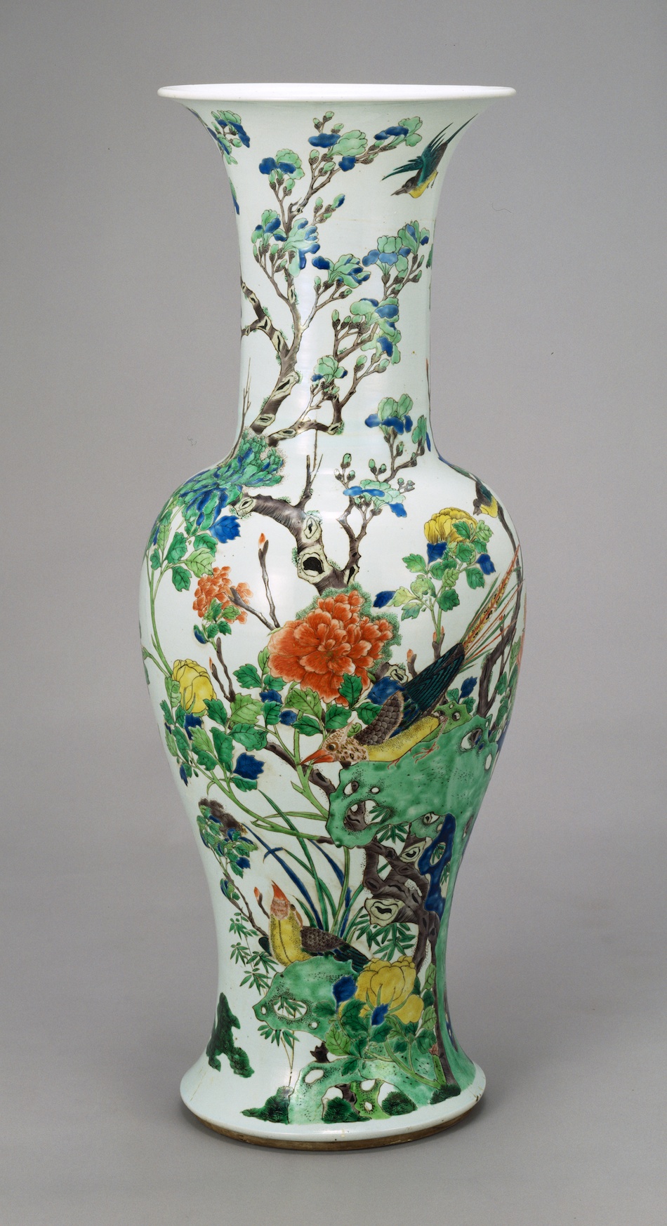 五彩花鳥文瓶 | 景徳鎮窯 | 収蔵品詳細 | 作品を知る | 東京富士美術館