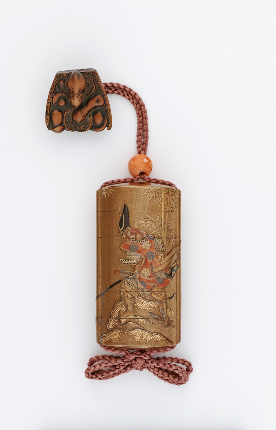 清正虎退治蒔絵印籠 | | 収蔵品詳細 | 作品を知る | 東京富士美術館