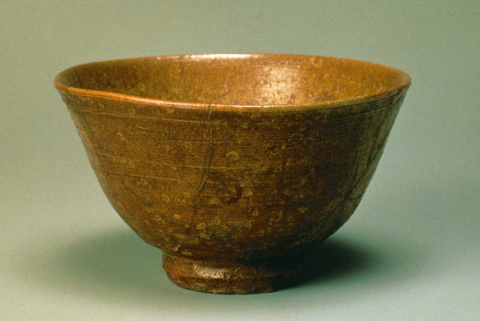 古伊羅保茶碗 | | 収蔵品詳細 | 作品を知る | 東京富士美術館（Tokyo