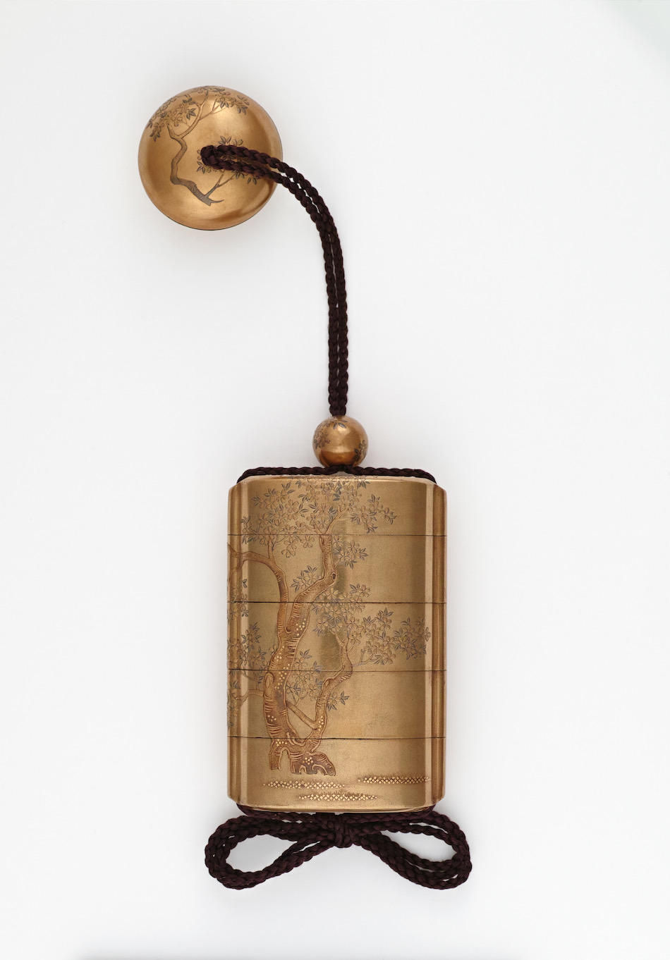 桜元禄美人蒔絵印籠 銘 常嘉斎（栄）（偽銘） | | 収蔵品詳細 | 作品を