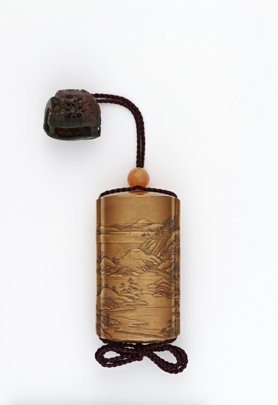 山水蒔絵印籠 銘 梶川作（榮） | 梶川 | 収蔵品詳細 | 作品を知る