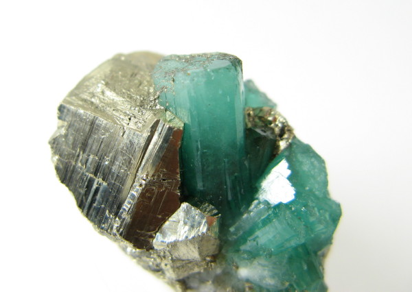 エメラルド原石 - ガリンポ