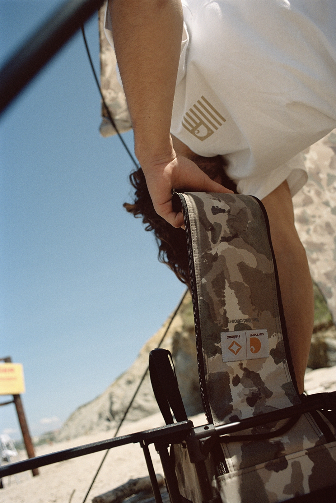 ヘリノックスCarhartt カモフラージュ折りたたみテーブル Carhartt