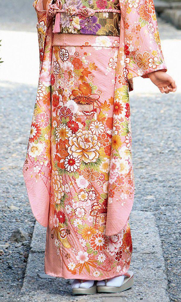 京友禅振袖・桃色・上品なピンク┃かわいい古典【菊京屋】