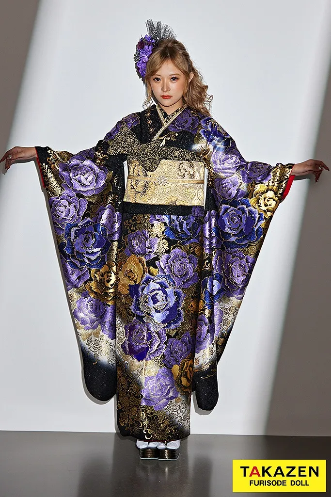 グラマラス 紫/黒/ゴールド(金色) 薔薇柄 派手 一番目立つ ギャル振袖