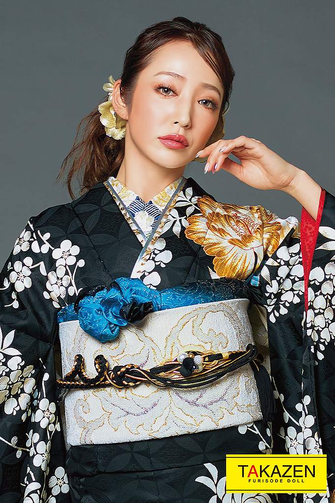 ラグジュアリーモード 黒/白 乱菊柄 大人可愛い 渋い振袖ネットレンタ