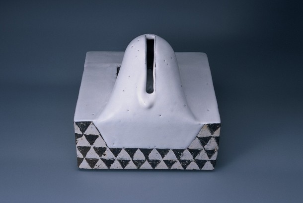 京焼 清水焼 名工 【吉川充】造 青白磁 獣足 花入れ 花器 共箱