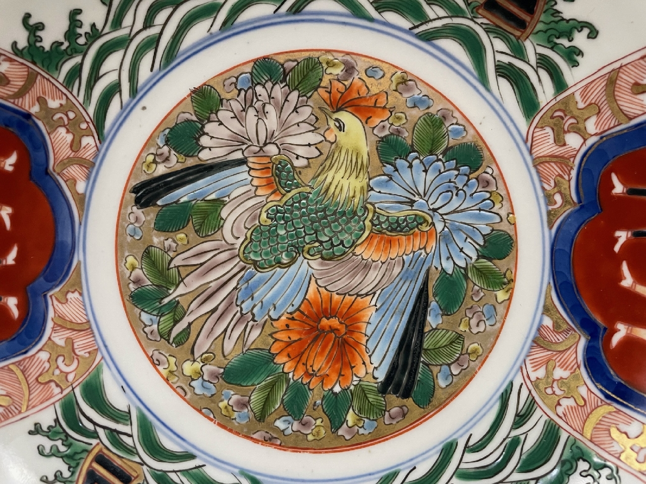 古伊万里、赤絵南蛮船、竜宮図輪花鉢、江戸時代。本物保障。 古伊万里