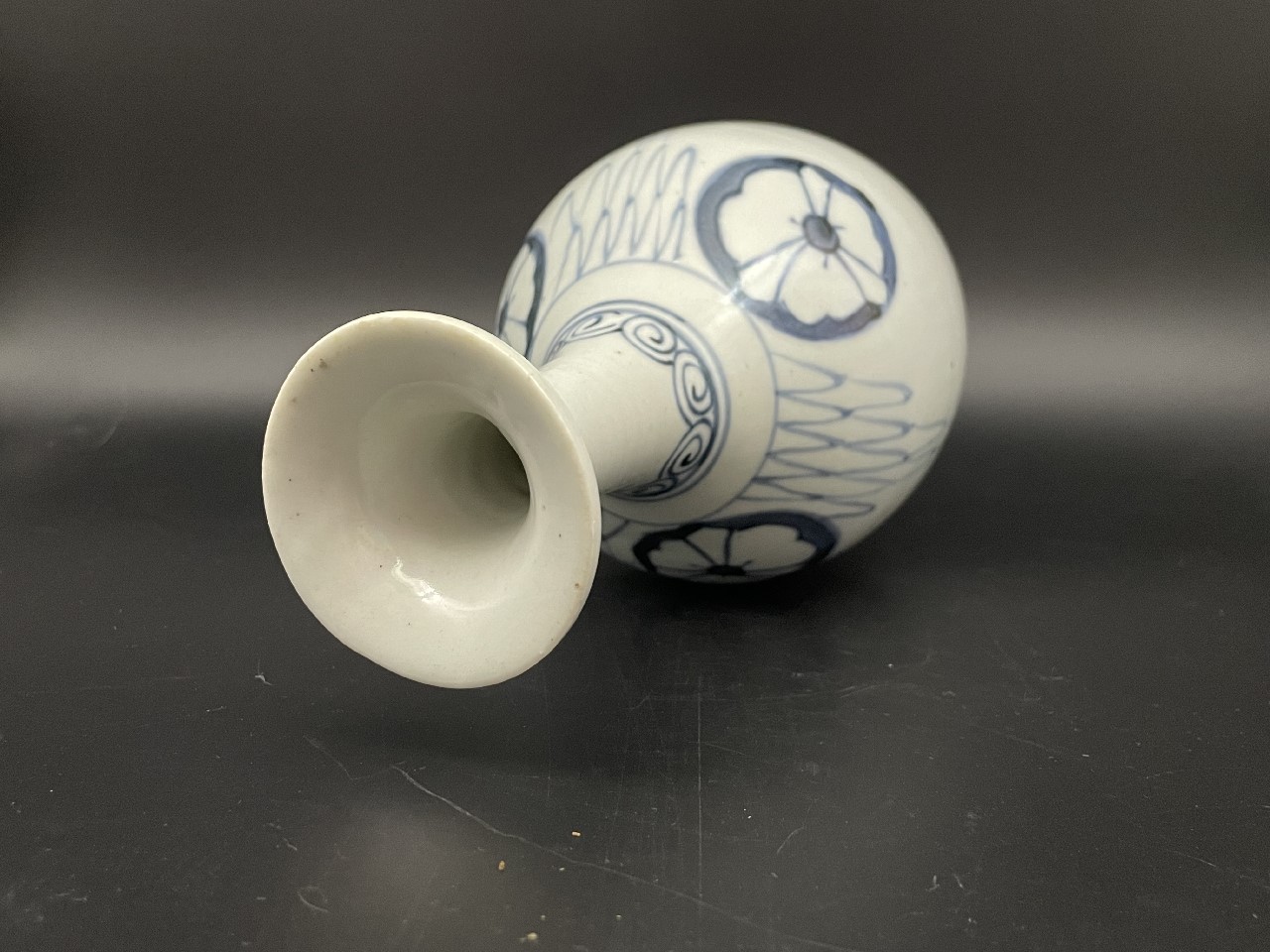 ギャラリー安原 / 「H氏のコレクション」初期伊万里 網目花文玉壷春形徳利