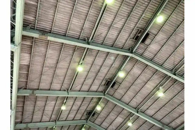 水銀灯とメタルハライドランプの違い - コタニ株式会社