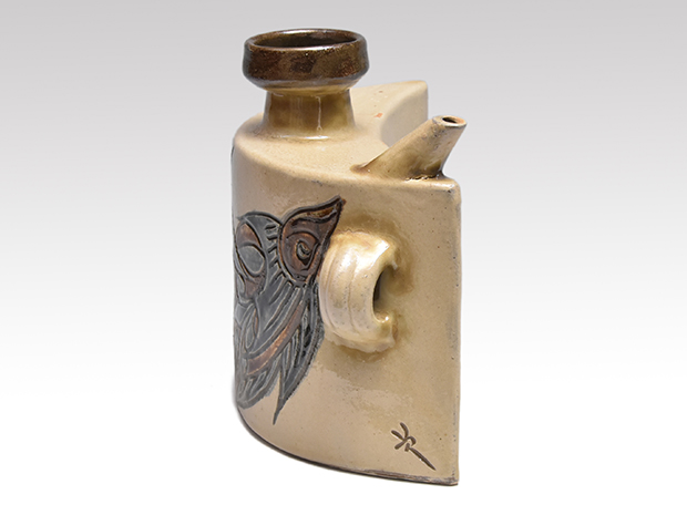 本人肉筆共箱【本物保証】金城次郎 海老魚文抱瓶 共箱 栞 壷屋焼 人間