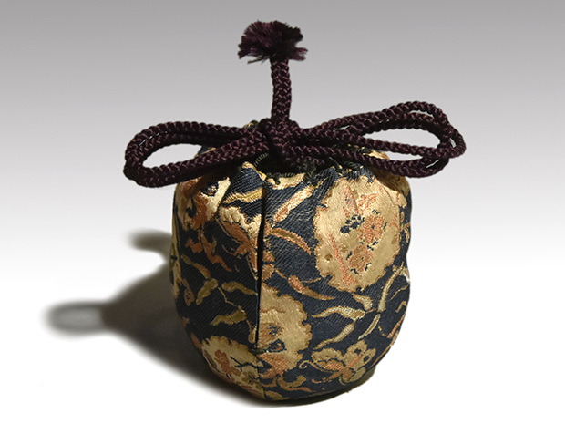 桐蒔絵棗 仕覆付 箱書きあり | 古美術ささき