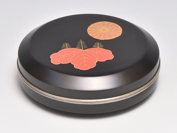 高台寺蒔絵香合 井口海仙朱在判 納屋宗淡箱書 | 古美術ささき