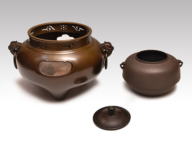 閑寂堂】旧家蔵出時代 釜師畠春斎作 鉄製釜 風炉師 昇雲