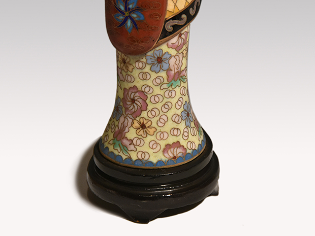 七宝に象牙製 中国女性人形置物 | 古美術ささき