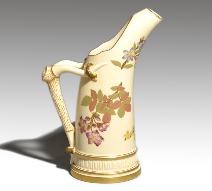 英国 ロイヤルウースター ブラッシュアイボリー 水差し・小花瓶、3点