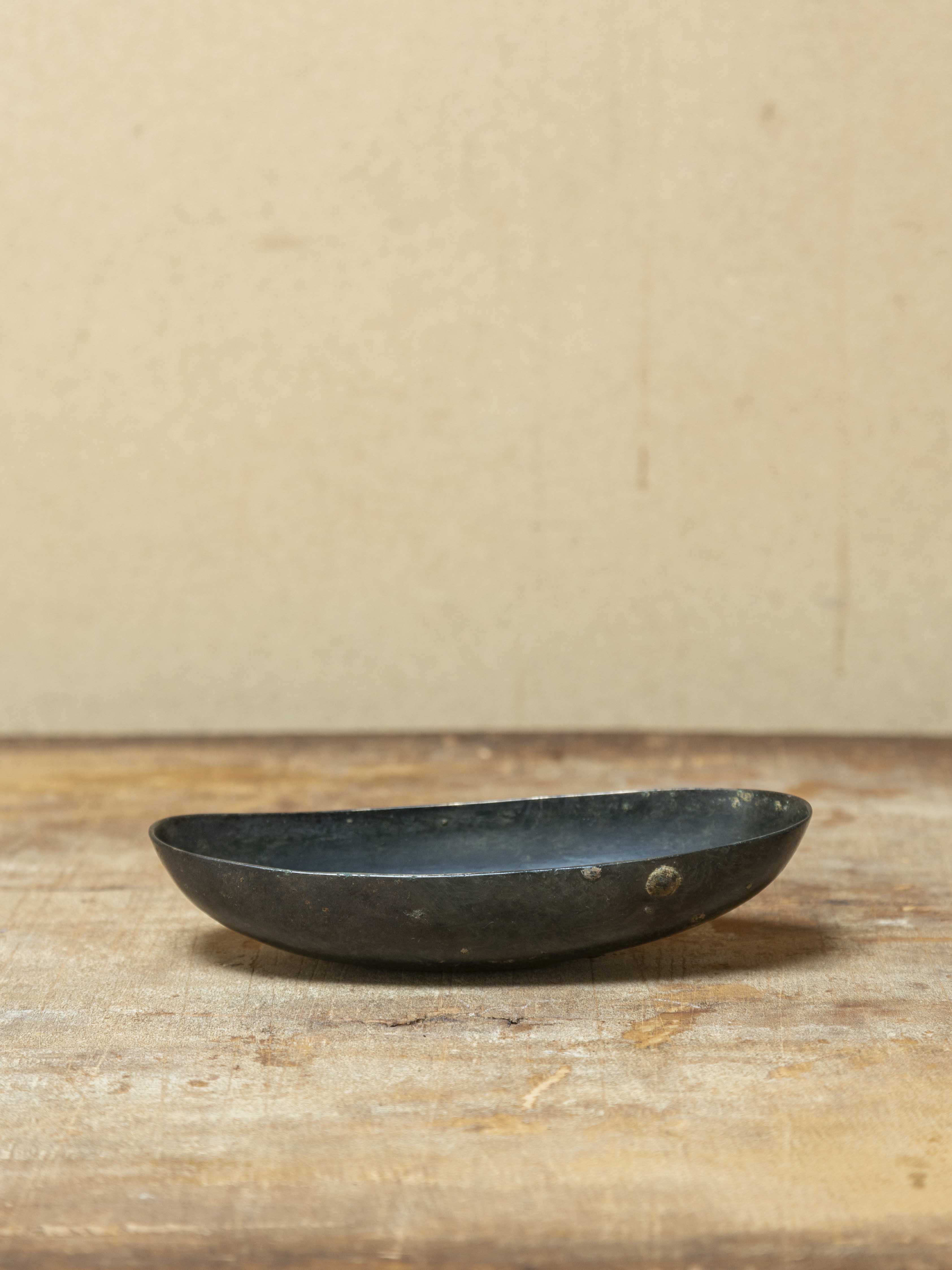 23 古代青銅碗 | 花と器と 高木孝 | ブログ | 工芸青花 kogei-seika