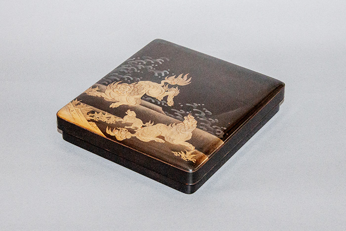 江戸中・後期 重金蒔絵 雲文霊芝様 献菓台 共箱 天然木 漆芸 縁起 江戸