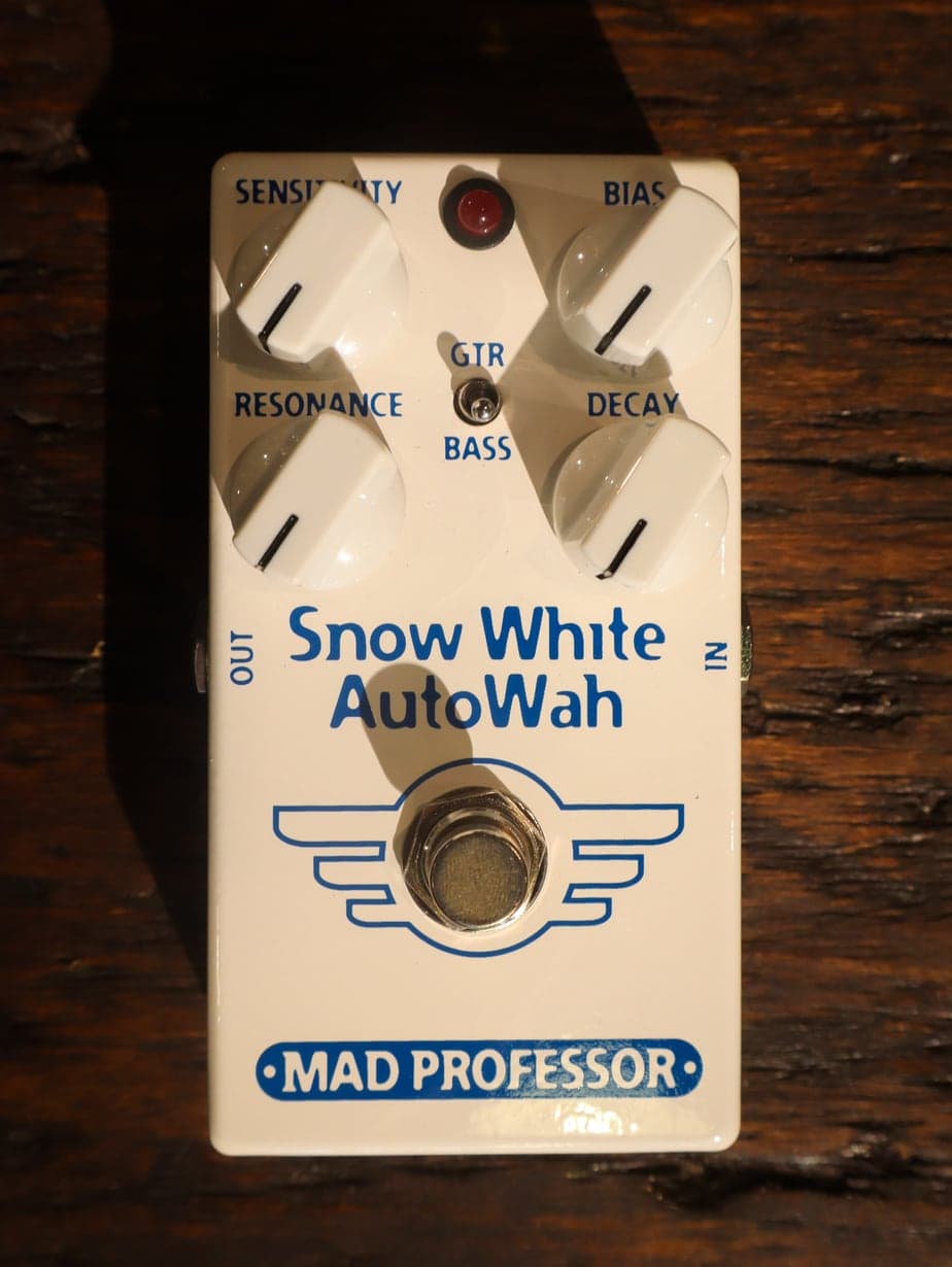 Mad Professor Snow White AutoWah - Kauffmann's Guitar Store