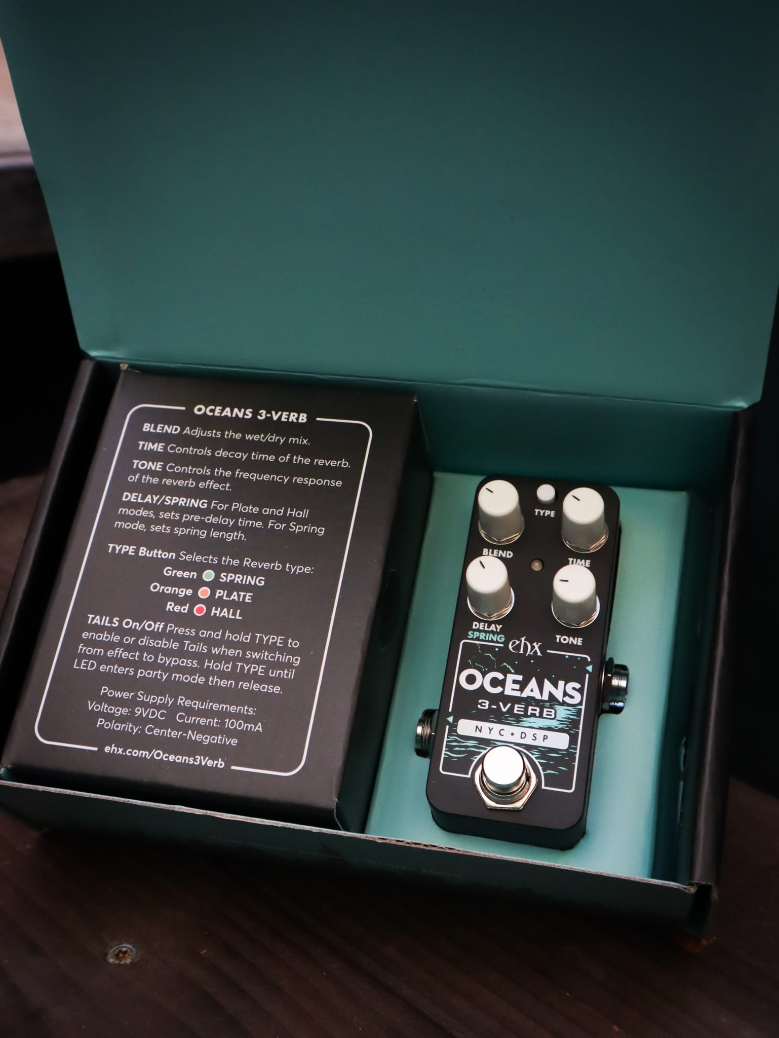 Electro-Harmonix Pico Oceans 3-Verb - Kauffmann's Guitar Store