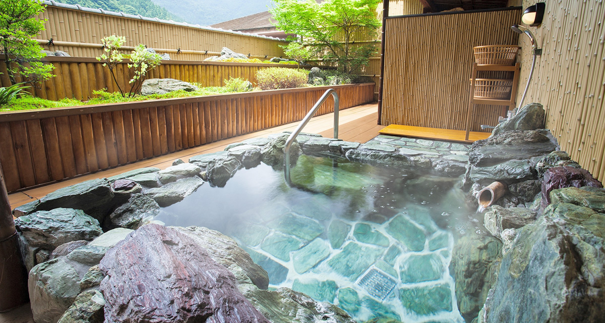 露天風呂付客室「天神」 | 【公式】新祖谷温泉 ホテルかずら橋