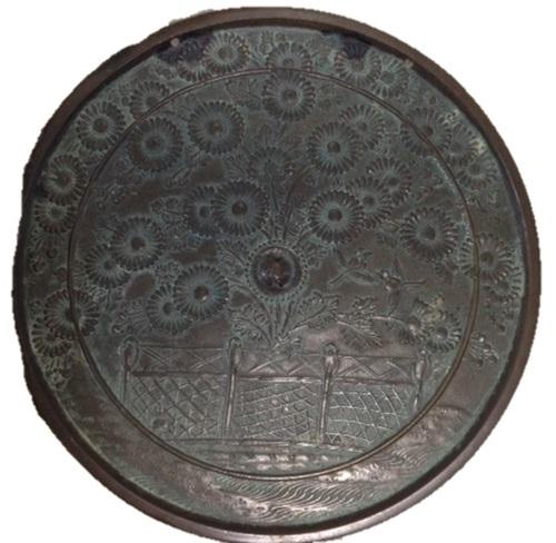 銅鏡 籬二菊双雀文様 一面 | 観光スポット | 【公式】鹿児島県観光