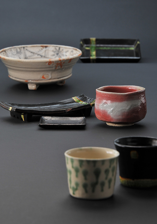 扇屋】瀧口喜兵爾「赤織部 茶碗」共箱 幅 約13.5cm 高さ