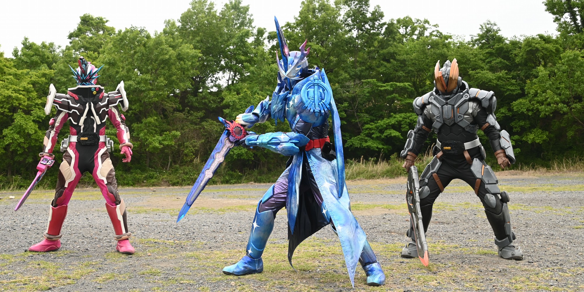 仮面ライダー セイバー】RAH GENESIS 仮面ライダーセイバー ブレイブ