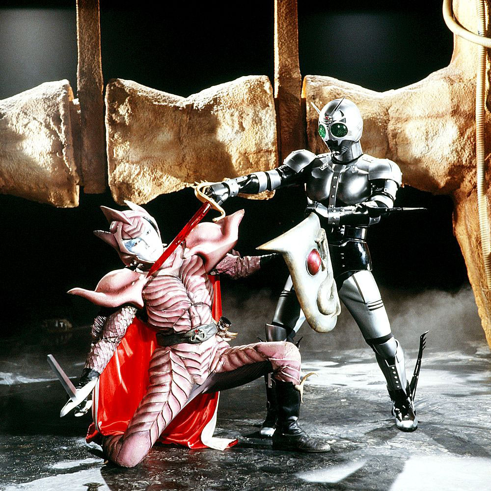 シャドームーン | 仮面ライダー図鑑 | 東映