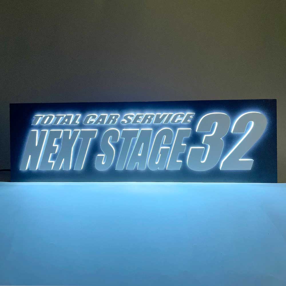 ダイアモンドバック】車＆バイクショップ様のかっこいいLED看板の製作