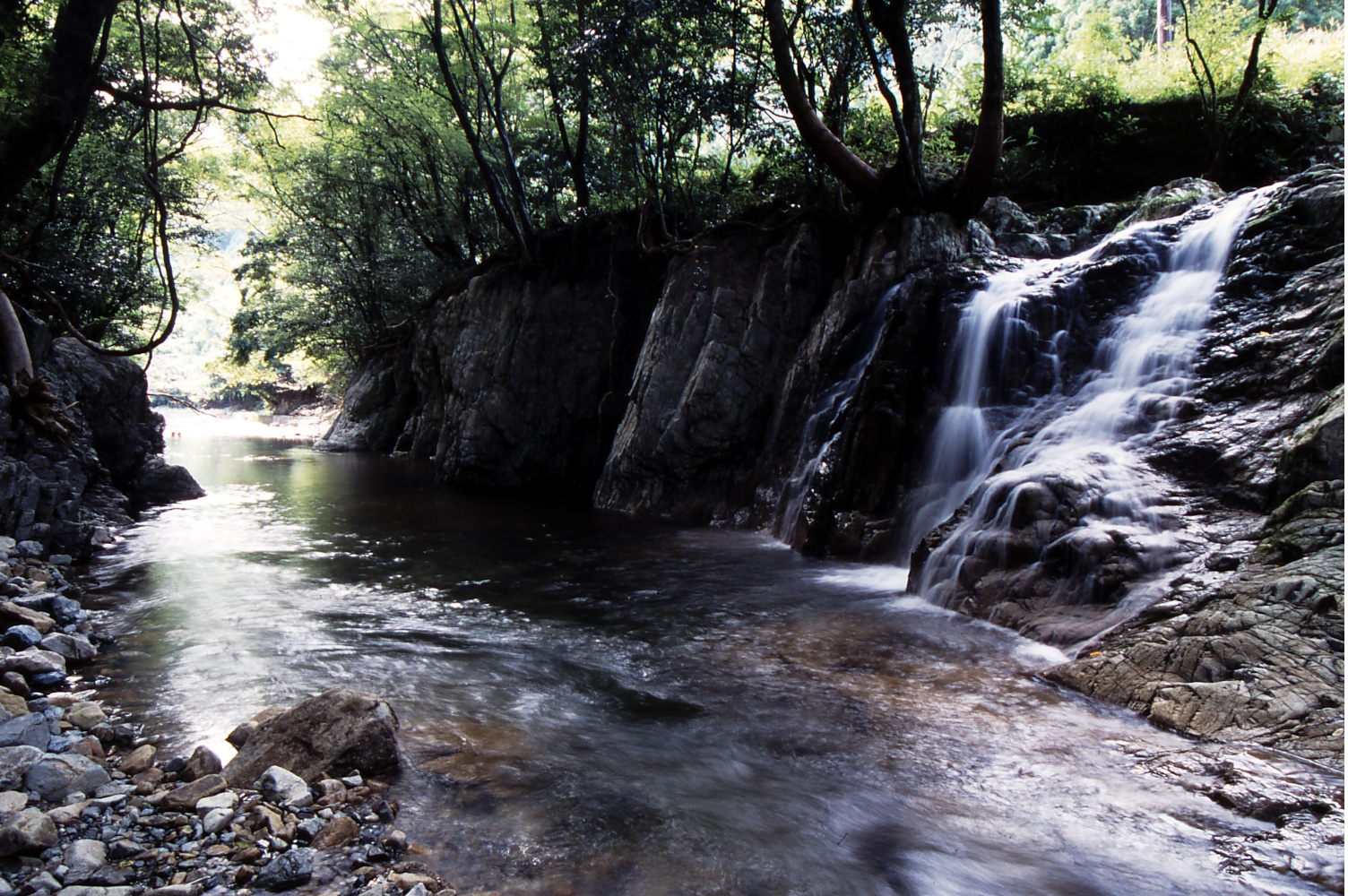 深谷渓谷 | しまね観光ナビ｜島根県公式観光情報サイト