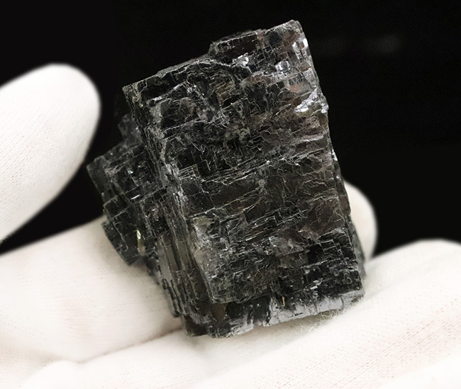 見た目以上の、驚きの重量感｜岐阜県神岡鉱山産 方鉛鉱（Galena） 金属