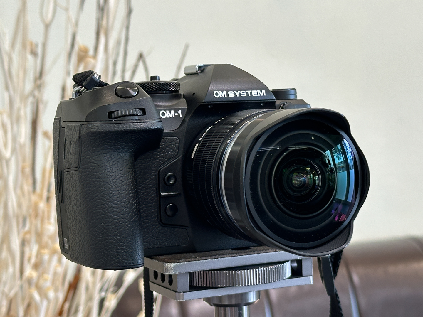 OLYMPUS OM-1 一眼レフカメラ50mmレンズ、望遠レンズ75-150㎜ OLYMPUS