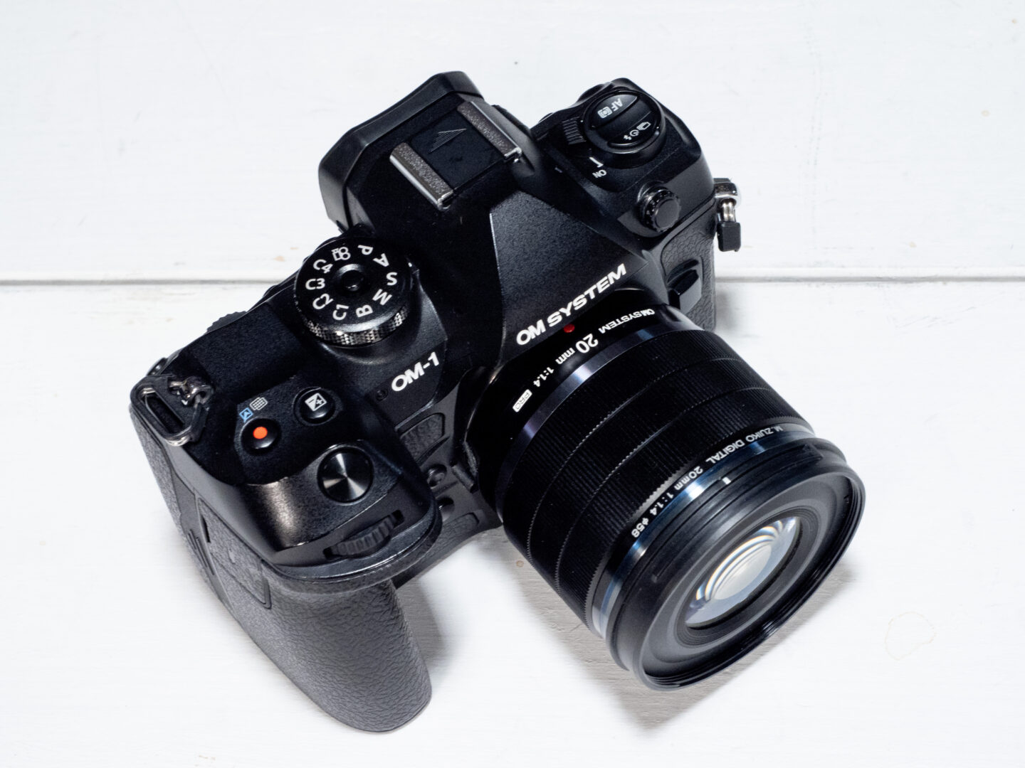 OLYMPUS オリンパス OM-1 / レンズ OM-SYSTEM ZUIKO AUTO-ZOOM 75